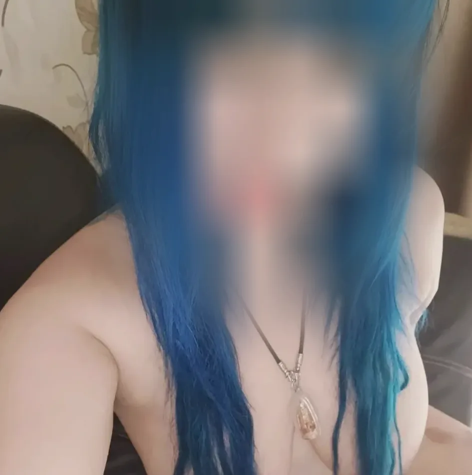 Emilia, 36