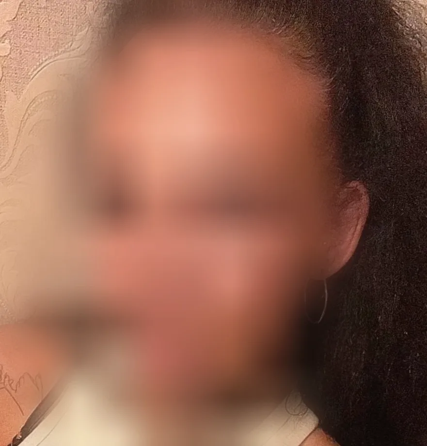 Ivana, 38