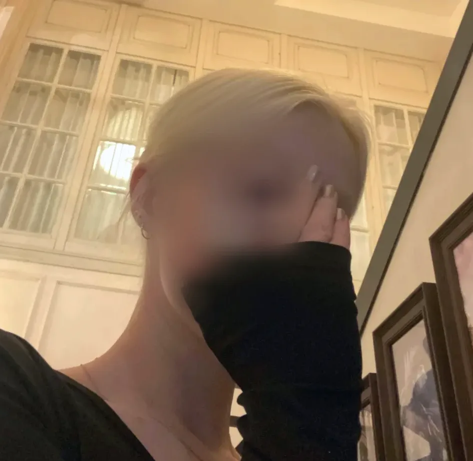 Lejla, 24