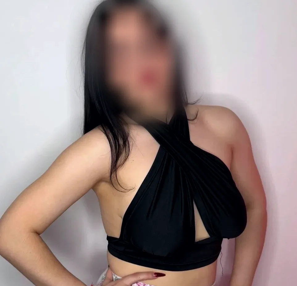 Viktoria, 20